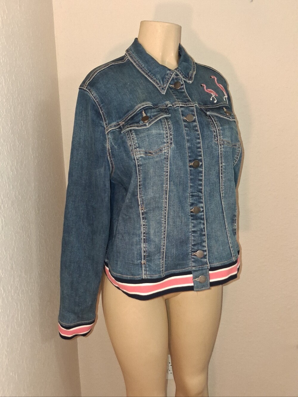 CROWN & IVY SUPER CUTE FLOMINGO JEAN JACKET SZ XLG - Picture 5 of 7